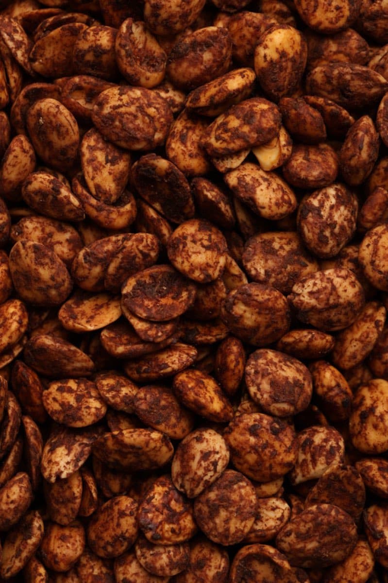 Amandes Pelées aux Olives Noires