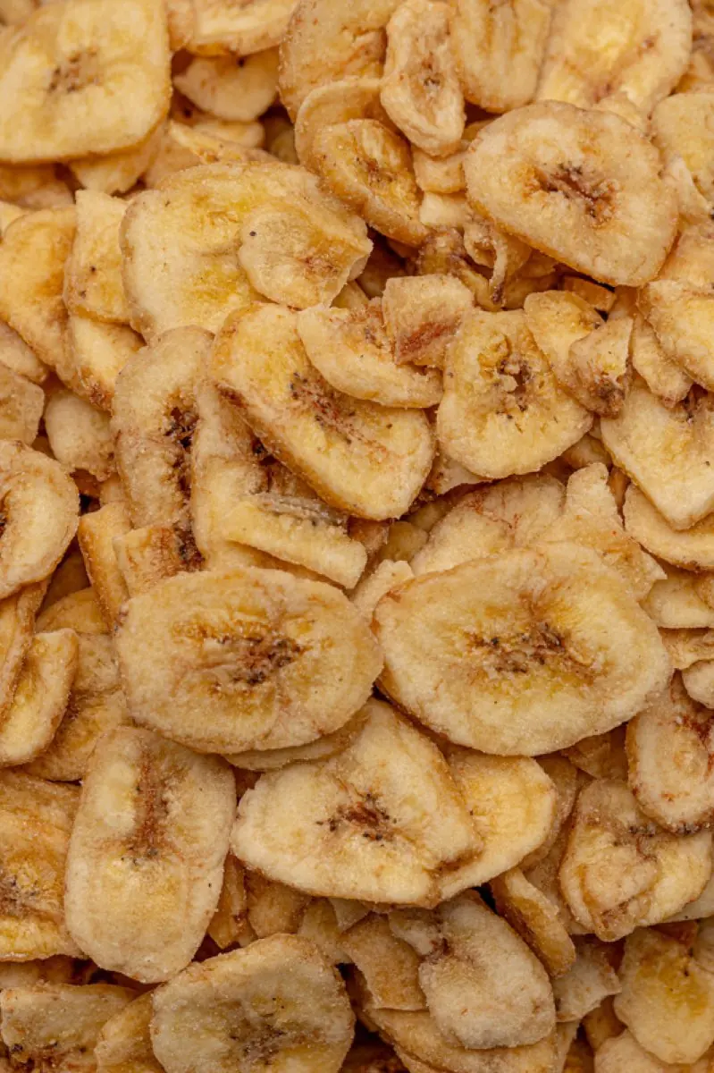 Banane Chips - رقائق الموز المقرمشة — fruits secs Guermello