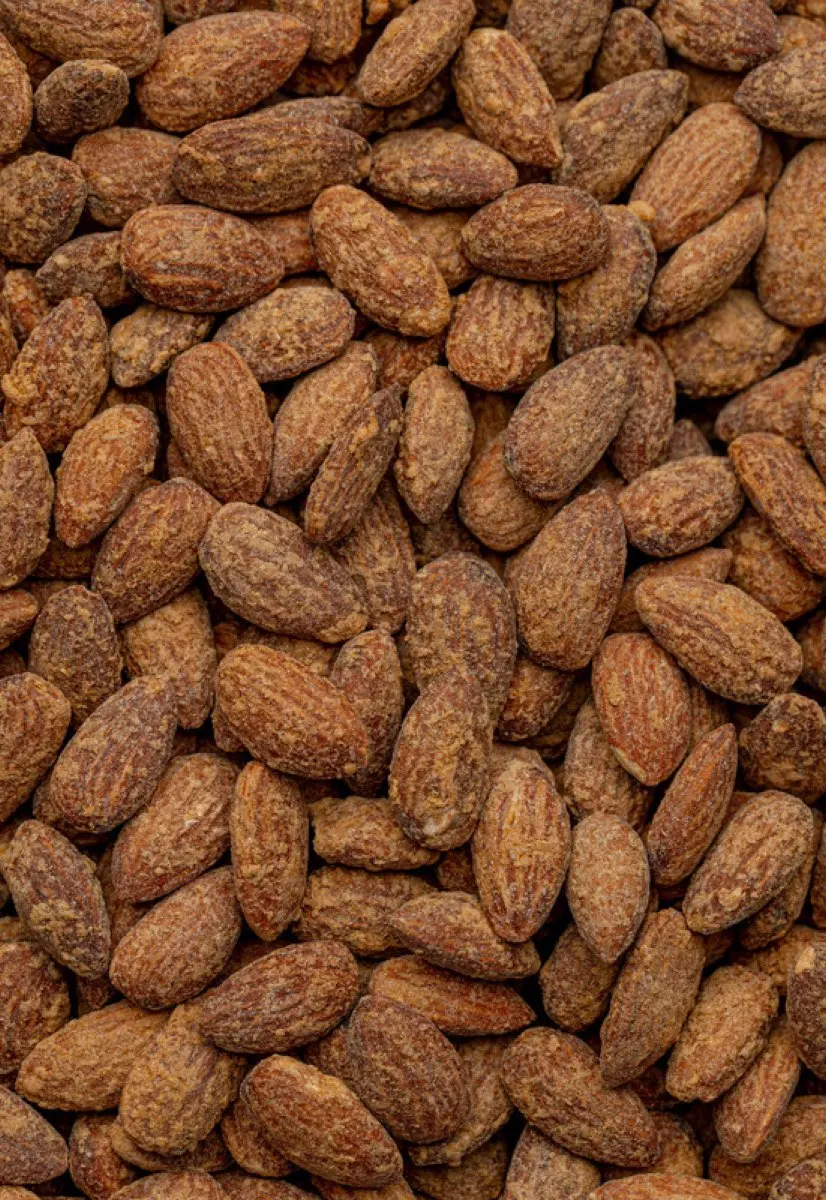 Amandes Ail - لوز بالثوم — fruits secs Guermello