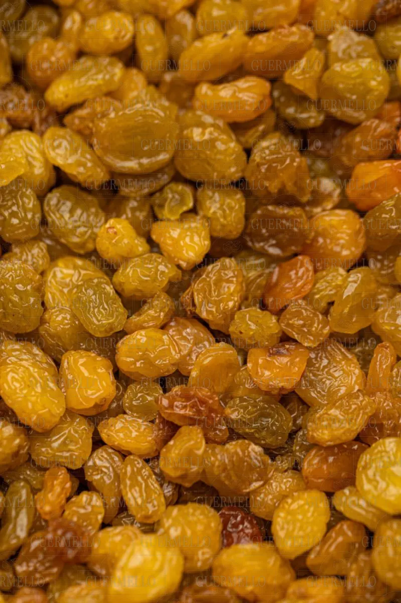 Golden Raisins - زبيب أصفر — Guermello nuts & dried fruit